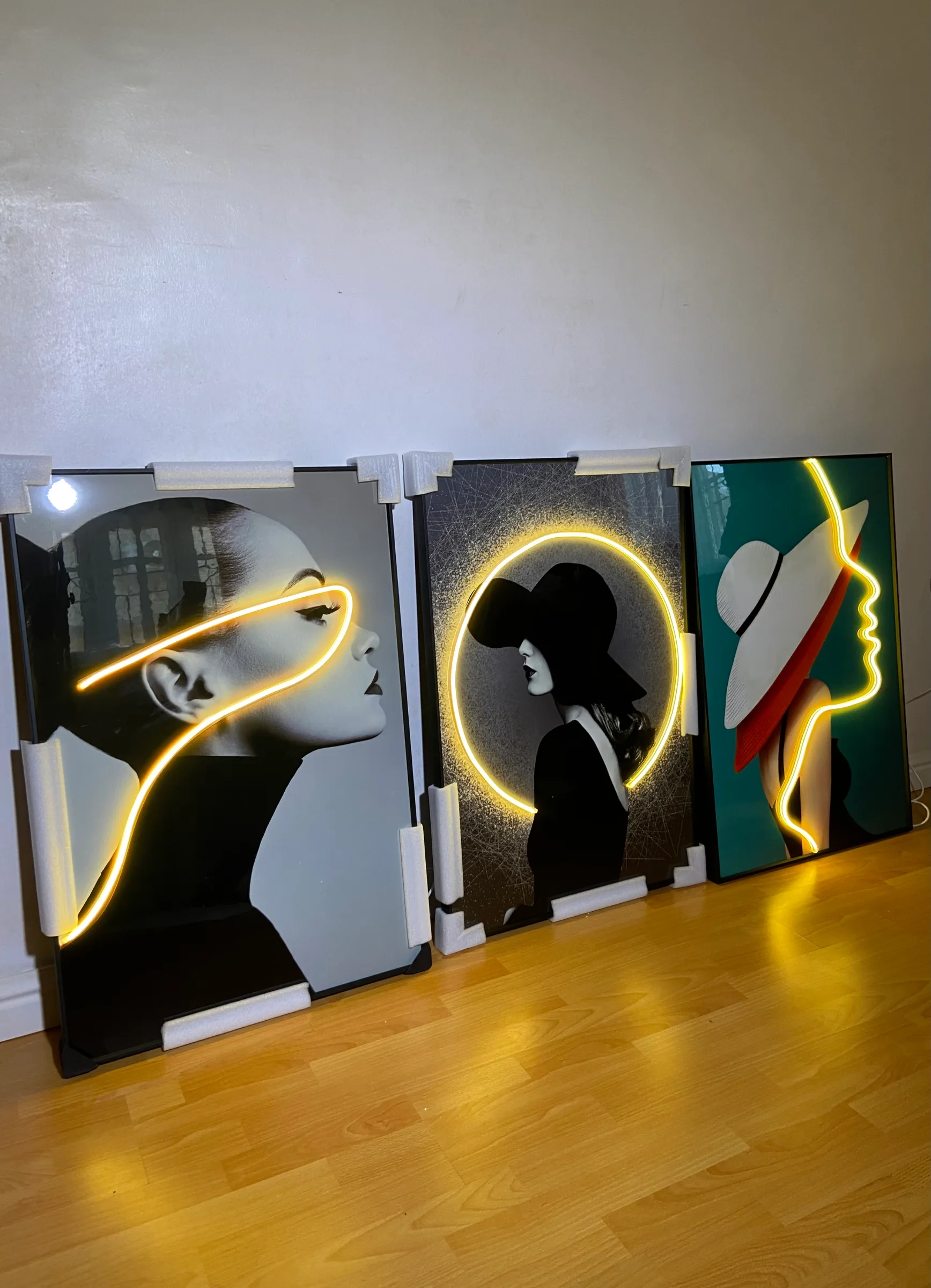 Illuminated Art Frame alternate view 3
